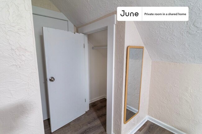Foto del edificio - Room in Shared 6 bed/2 bath home in Allston