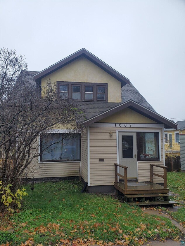 1608 E 8th St, Duluth, MN 55812 House Rental in Duluth, MN