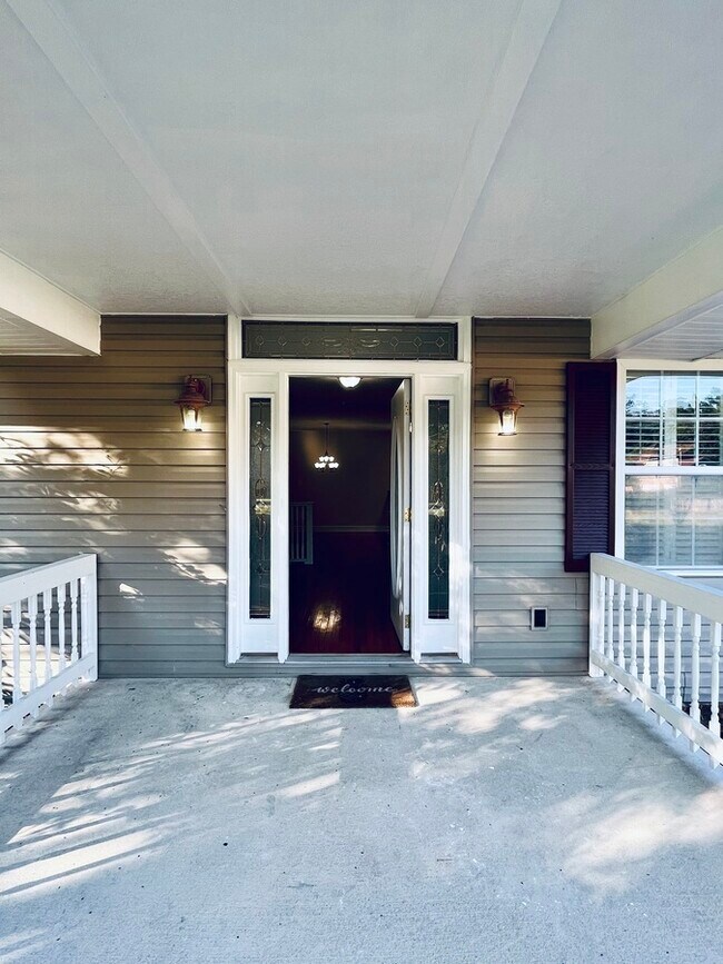 Foto del edificio - 273 Hollywood Forest Dr