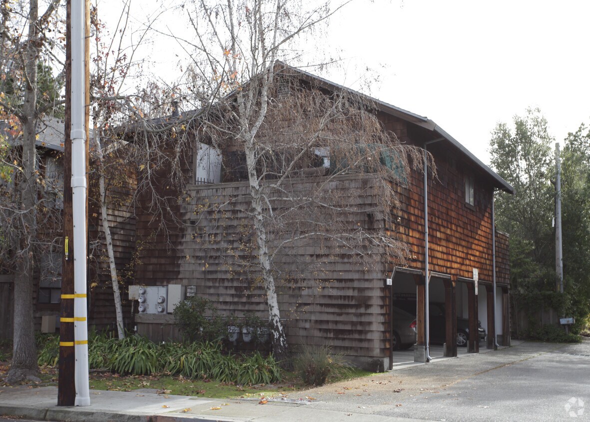 Foto principal - 930 Colina Ct