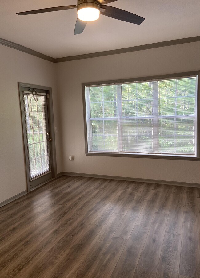 Photo - 3741 Conroy Rd Townhome