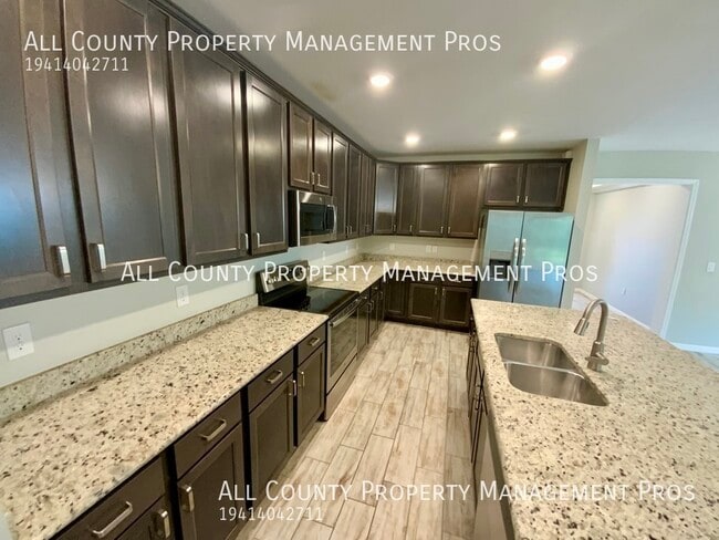 Building Photo - 15293 Mille Fiore Blvd