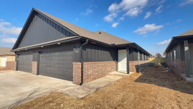 Photo - Welcome to Brand New Masonwood featuring this 3 Bedroom 2 Bath 2 Car Garage Duplex in a Great loc... House