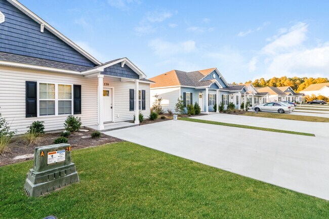 Foto del edificio - 179 Highlands Glen Dr, Shallotte, NC