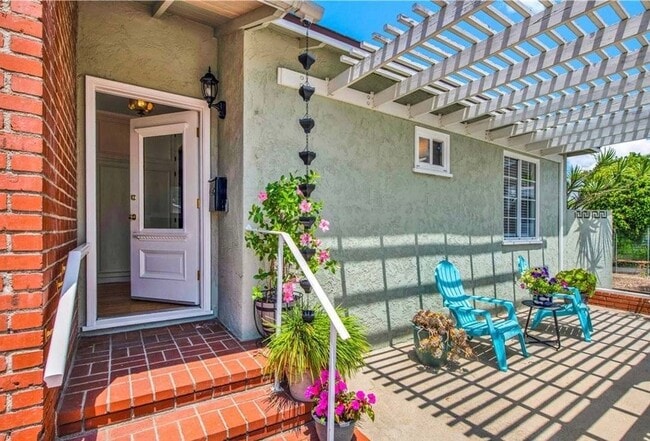 Foto del edificio - 11120 Townley Dr