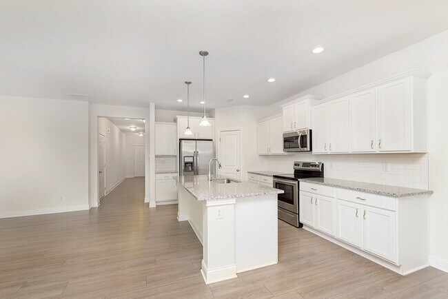 Building Photo - Beautiful, Newer Construction 3 Bedroom in...