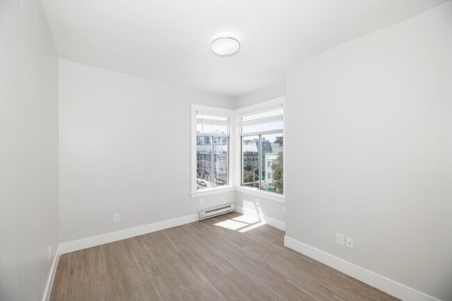 Building Photo - 1675 Clay St