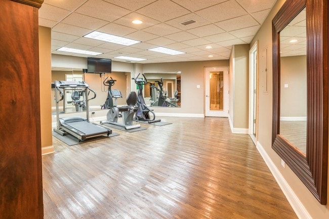 Building Photo - Butterfield Towers