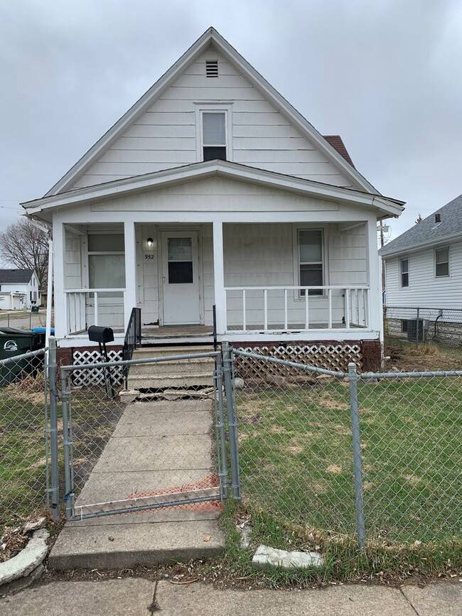 Building Photo - Updated 1 bedroom $650