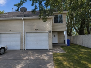Building Photo - 129 W 100 N