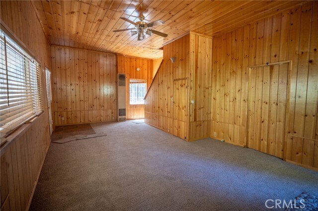 Foto del edificio - 2462 Spring Dr