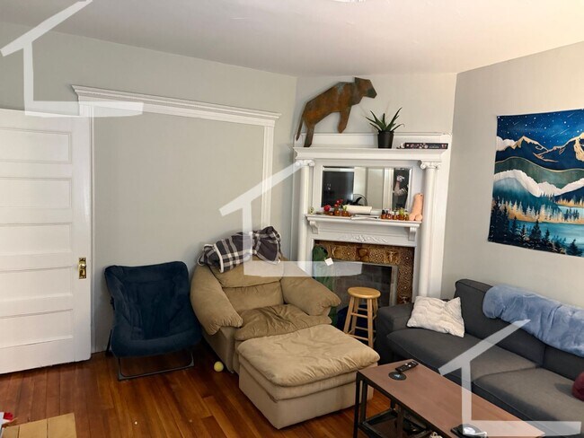 Foto del edificio - Allston 4.5Bed/2Bath Available 9/1! Heat and Hot Water Included!