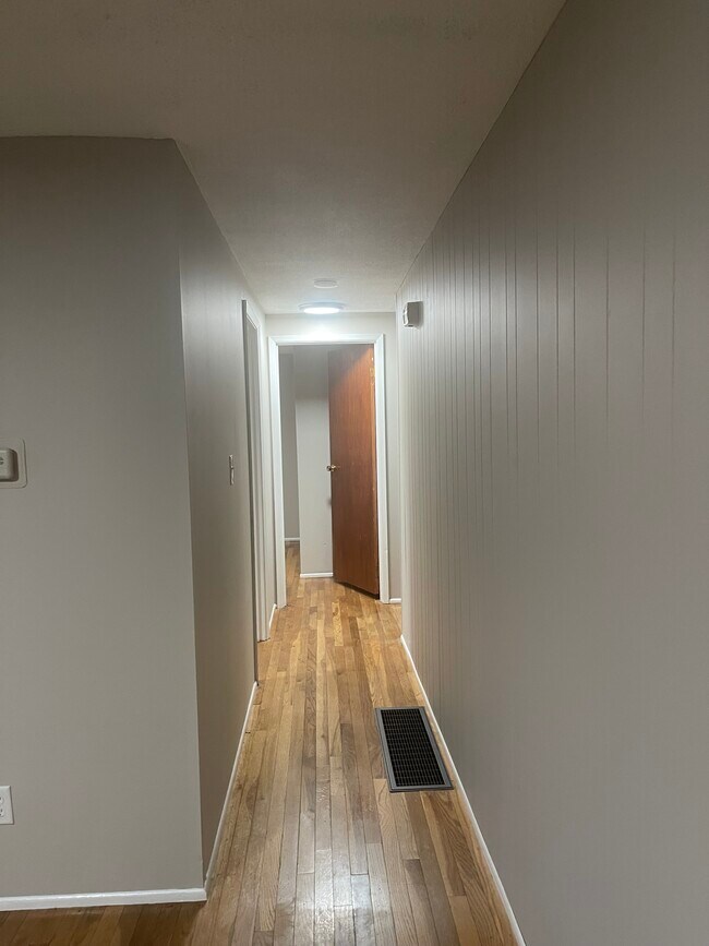 Foto del edificio - 3481 Reaver Ave