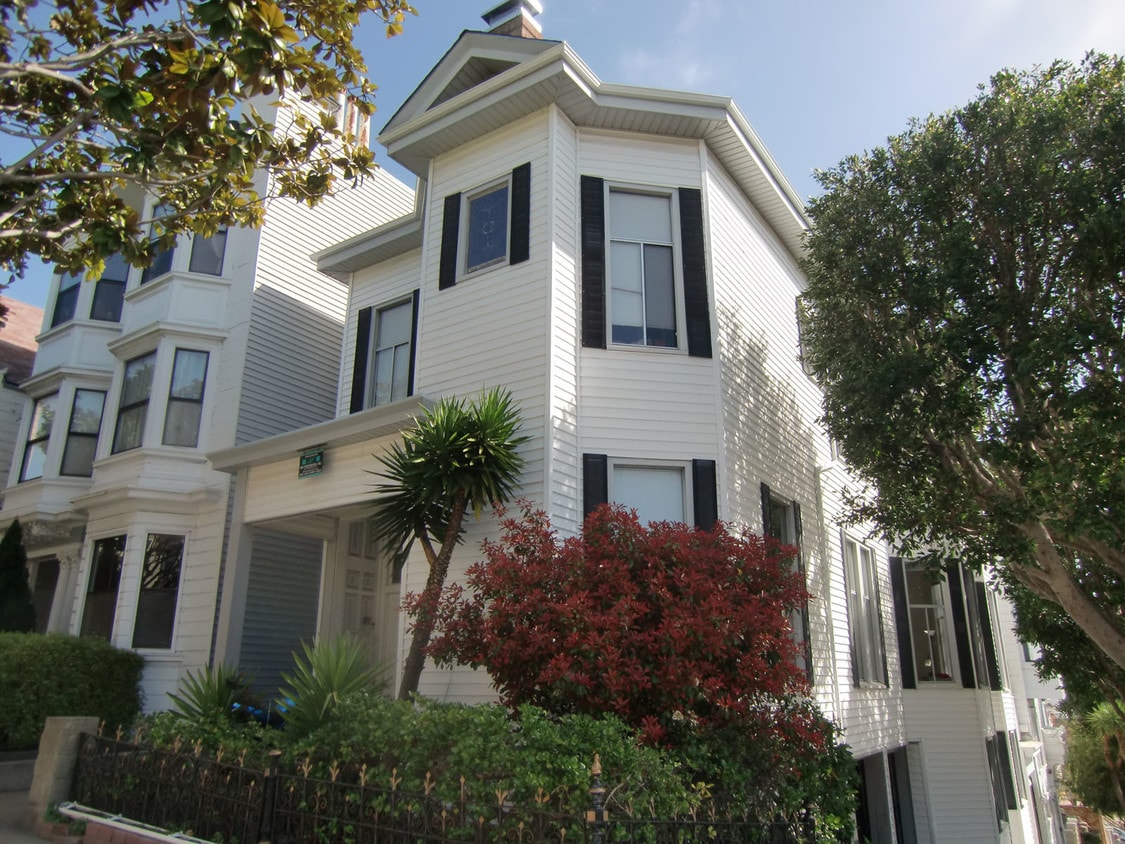 Primary Photo - 295 Castro St