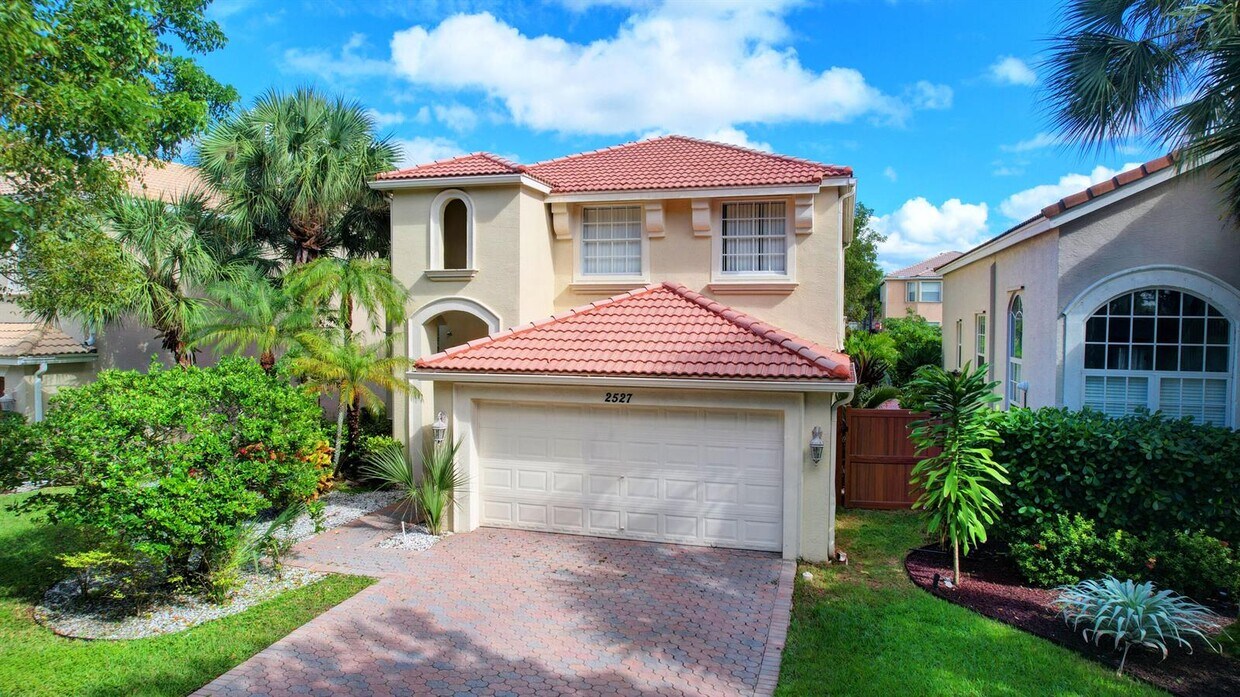 Foto principal - 2527 Sawyer Ter