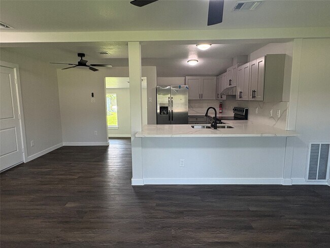 Foto del edificio - 55 Periwinkle Ct