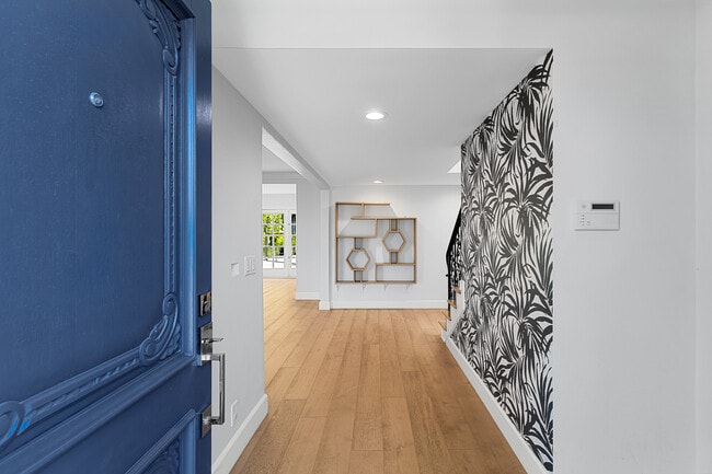 Building Photo - 3156 Dona Emilia Dr