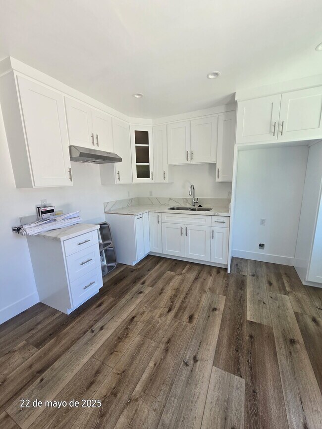 Building Photo - 1611 261st St