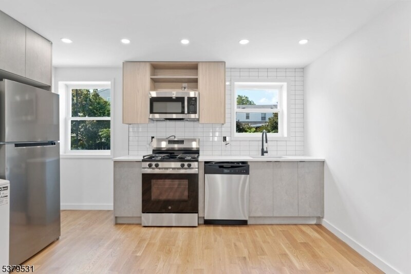 Foto principal - 100 Chestnut St