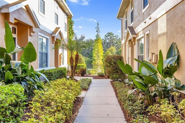 Foto del edificio - 16519 Kingletridge Ave