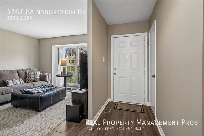 Foto del edificio - 4767 Gainsborough Dr