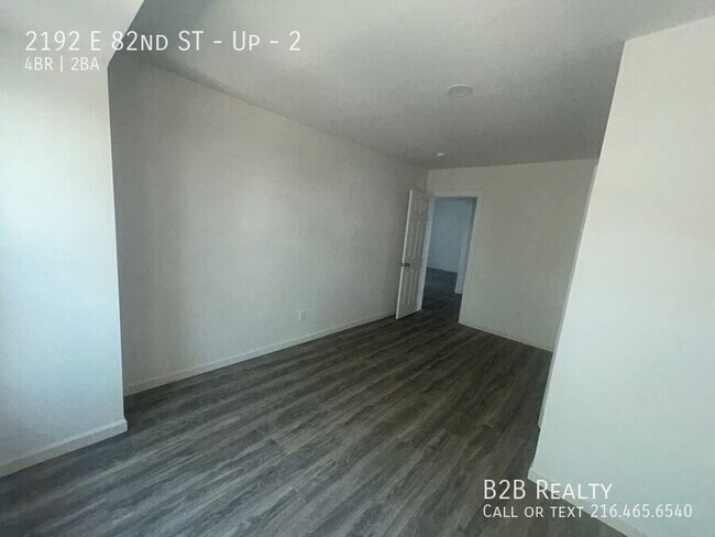 Foto del edificio - 2192 E 82nd St