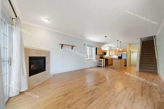 Building Photo - Amazing Eastmoreland Home Near Sellwood wi...