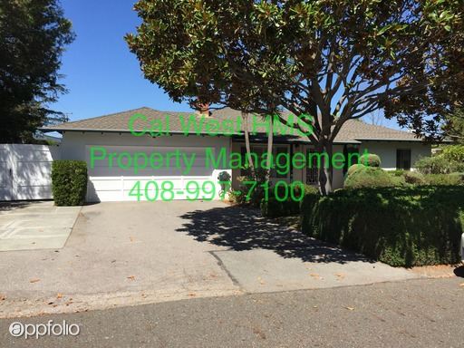 Primary Photo - 1290 Golden Way