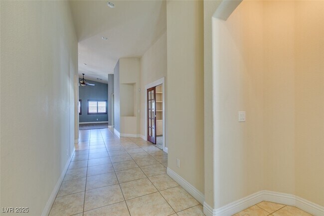 Foto del edificio - 2255 Double Tree Ave
