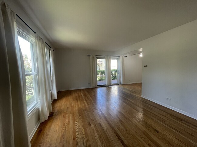 Foto del edificio - 2719 Wayfaring Ln