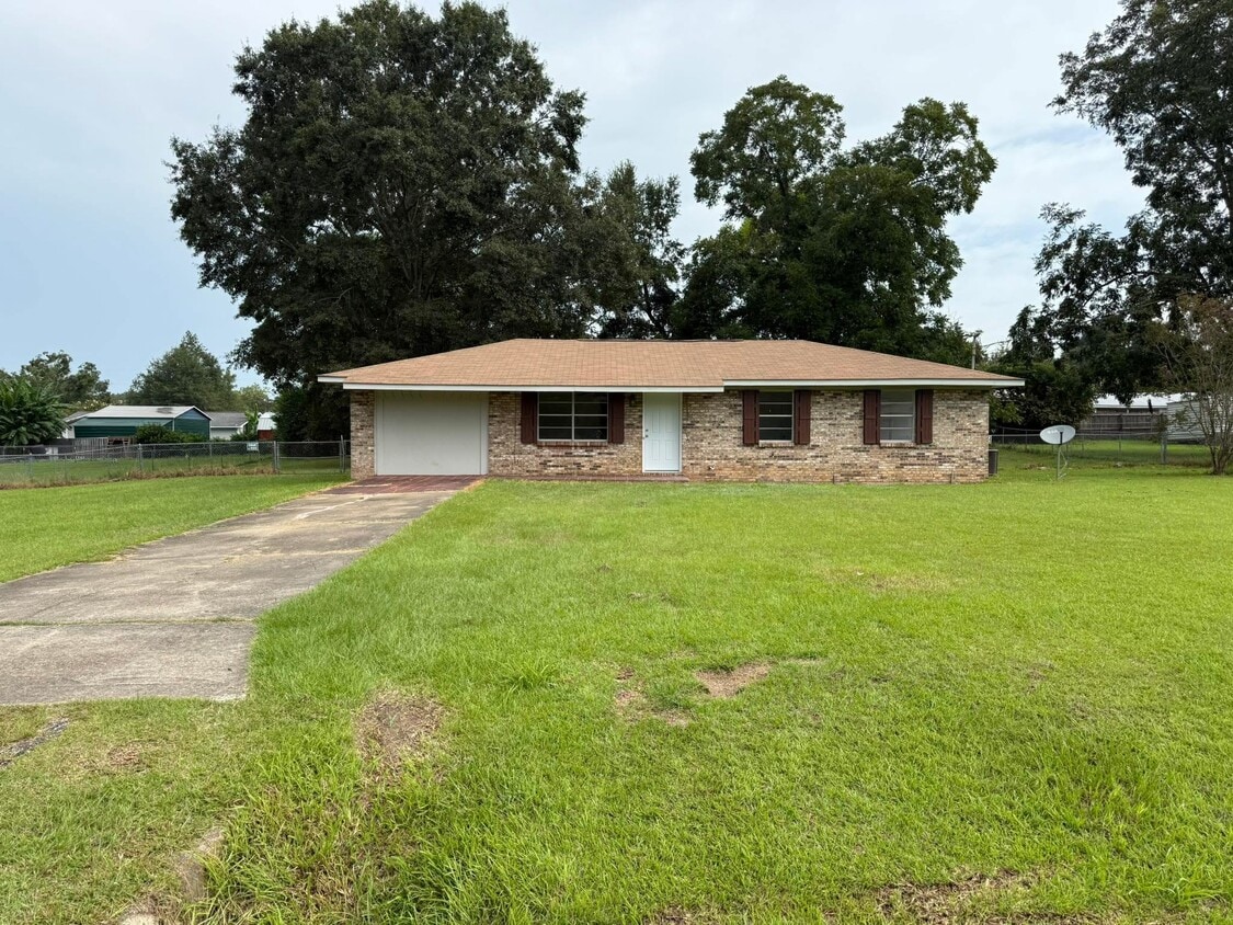 Primary Photo - 304 Morningview Rd