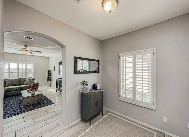 Building Photo - 6073 Rivet Pl