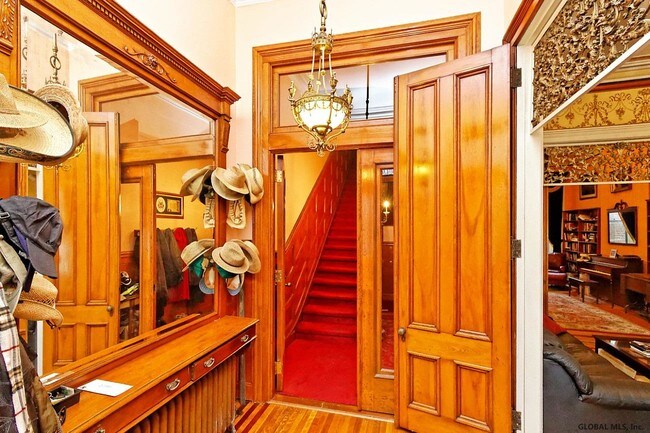 Foto del edificio - 47 2nd St