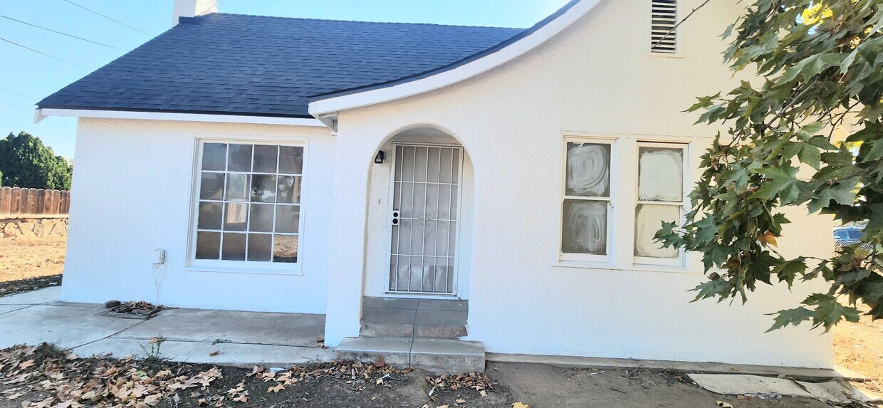 Primary Photo - Newly Remodeled 2Bedroom, 1 Bathroom Home