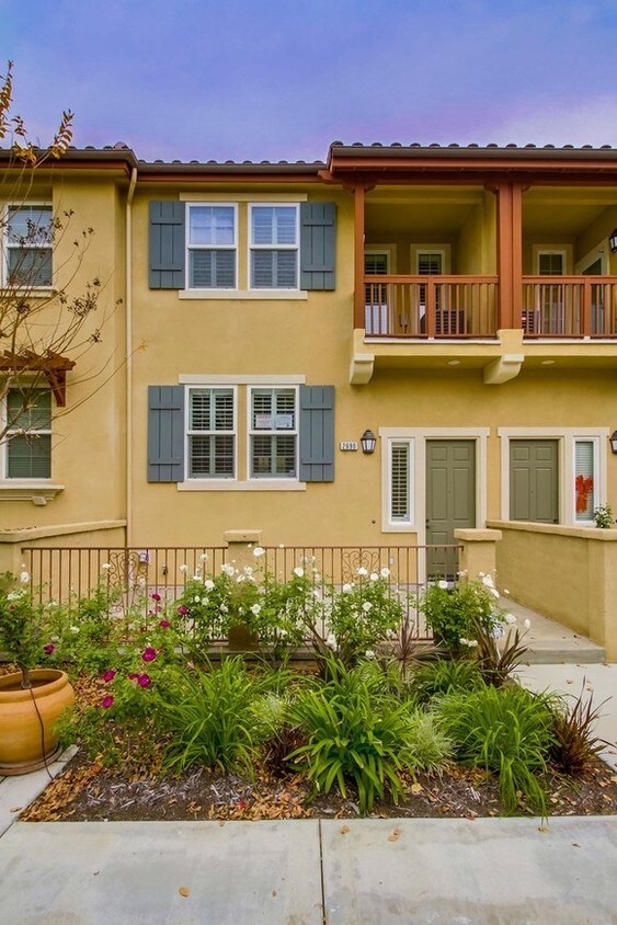 Primary Photo - 2690 Cabrillo Ave