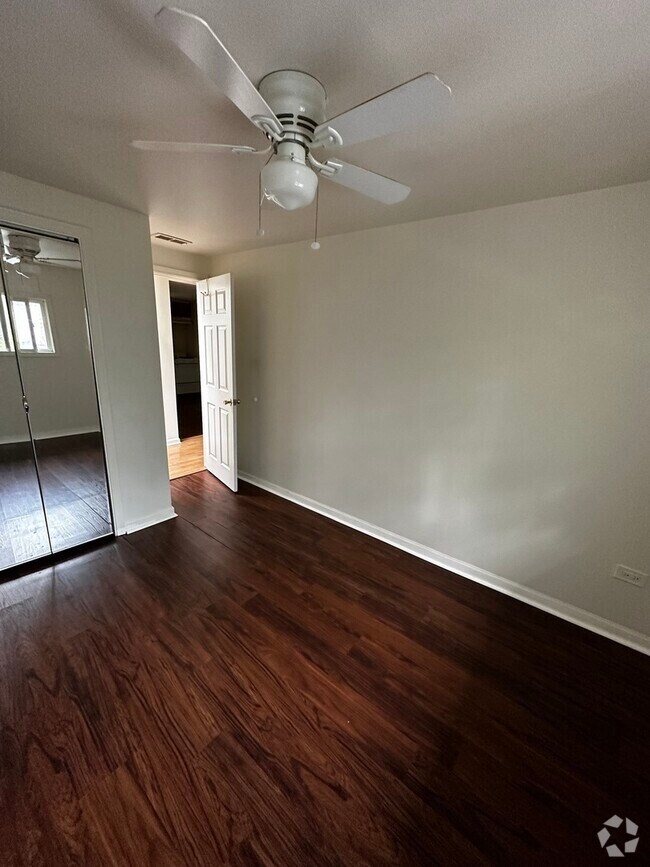 Steven Acres Apartments under 2,000 Palos Hills, IL 2 Rentals