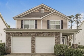 Building Photo - 701 Hicklin Dr