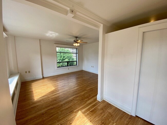 Building Photo - The Exeter