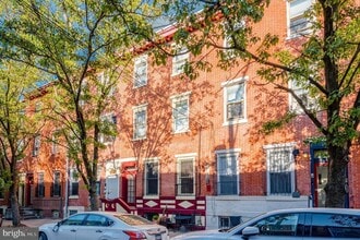 Building Photo - 621 S 16th St