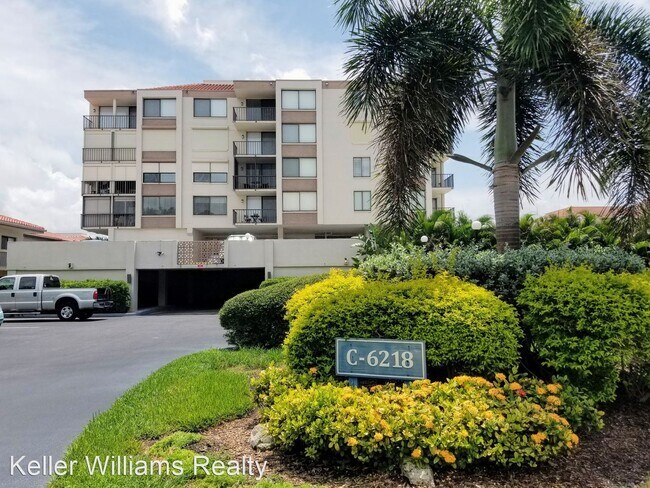 Foto del edificio - 1 br, 1 bath House - 6218 Palma Del Mar #307