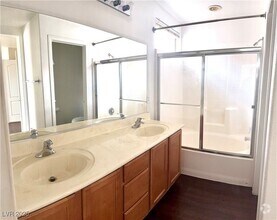 Building Photo - 4019 Benevolent Dr