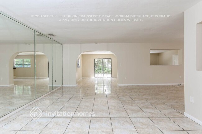 Foto del edificio - 1270 NW 196th St