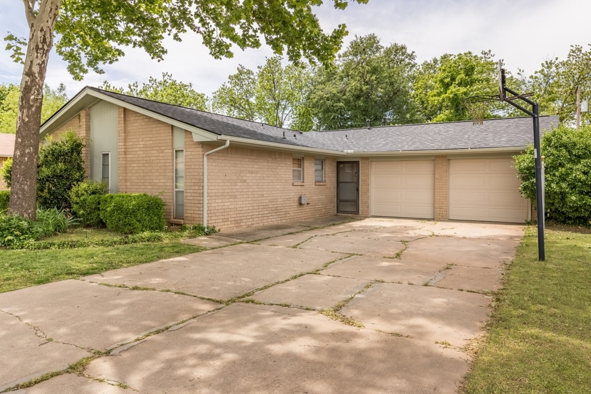 3117 Prairie Ave, Edmond, OK 73013 House Rental in Edmond, OK