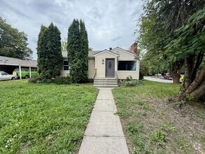 Building Photo - 9220 E Boone Ave