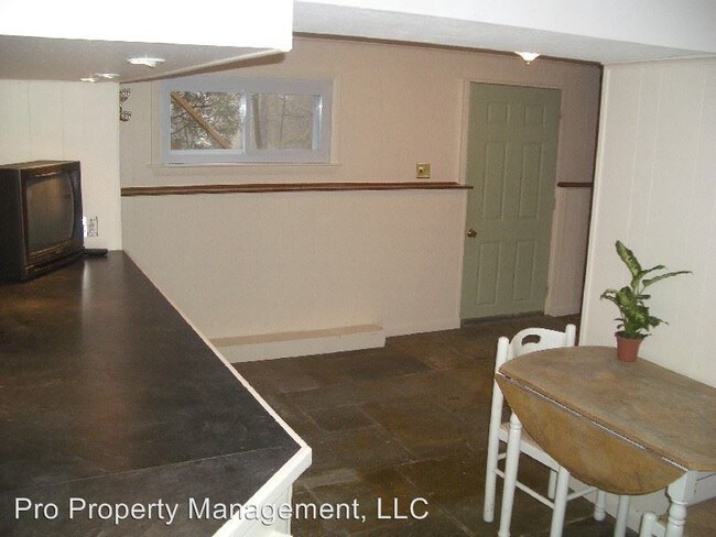 Building Photo - 2 br, 2 bath House - 25 Cornell Road