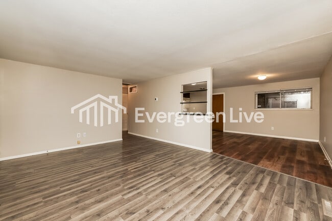 Building Photo - 2521 Rover Ct