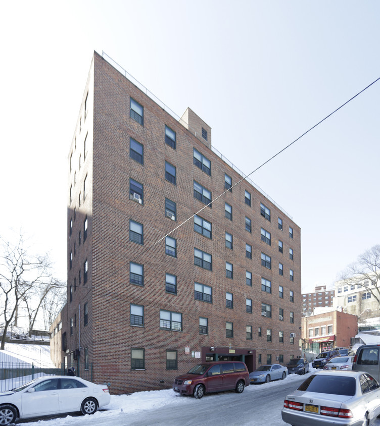 Primary Photo - 2 Brook St