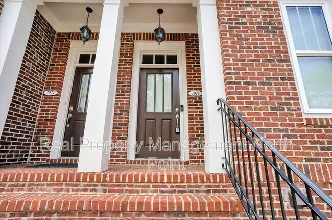 Foto del edificio - 3026 Eltham Pl