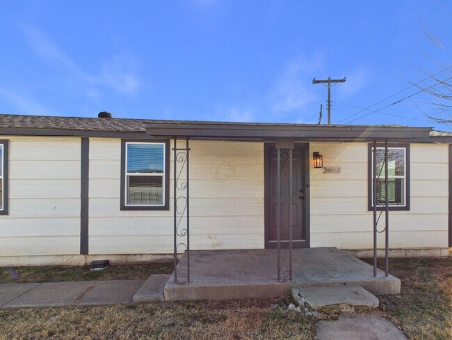 Foto del edificio - 3412 NE 16th Ave