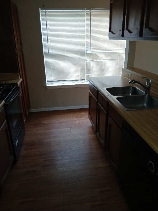 Building Photo - 7904 Mallow